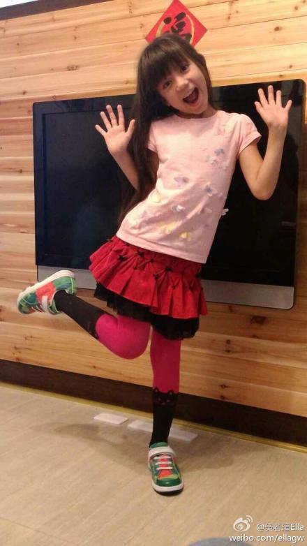 吴若瑄照片,光影交织下的美丽瞬间